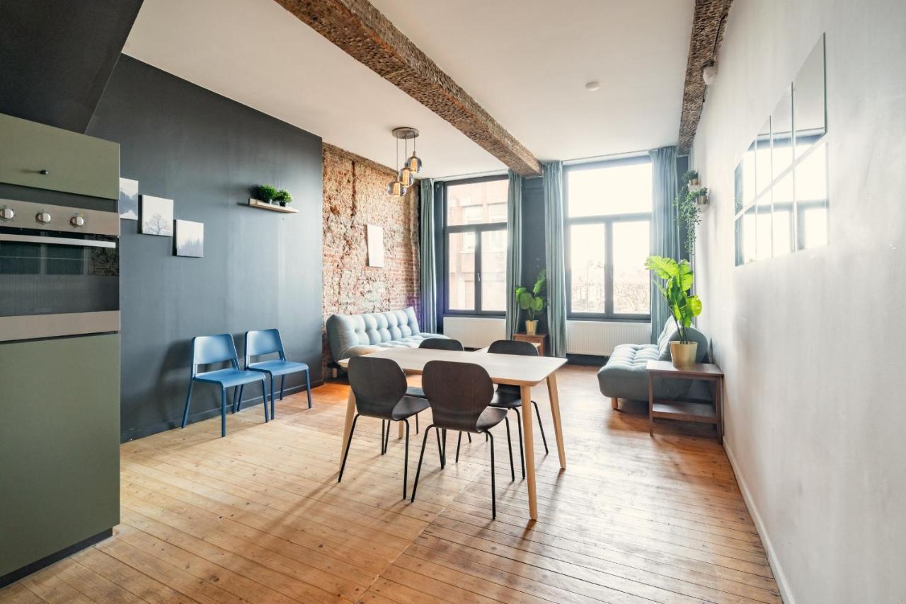 Charming Two-Bedroom River Side Apartment Антверпен Екстер'єр фото