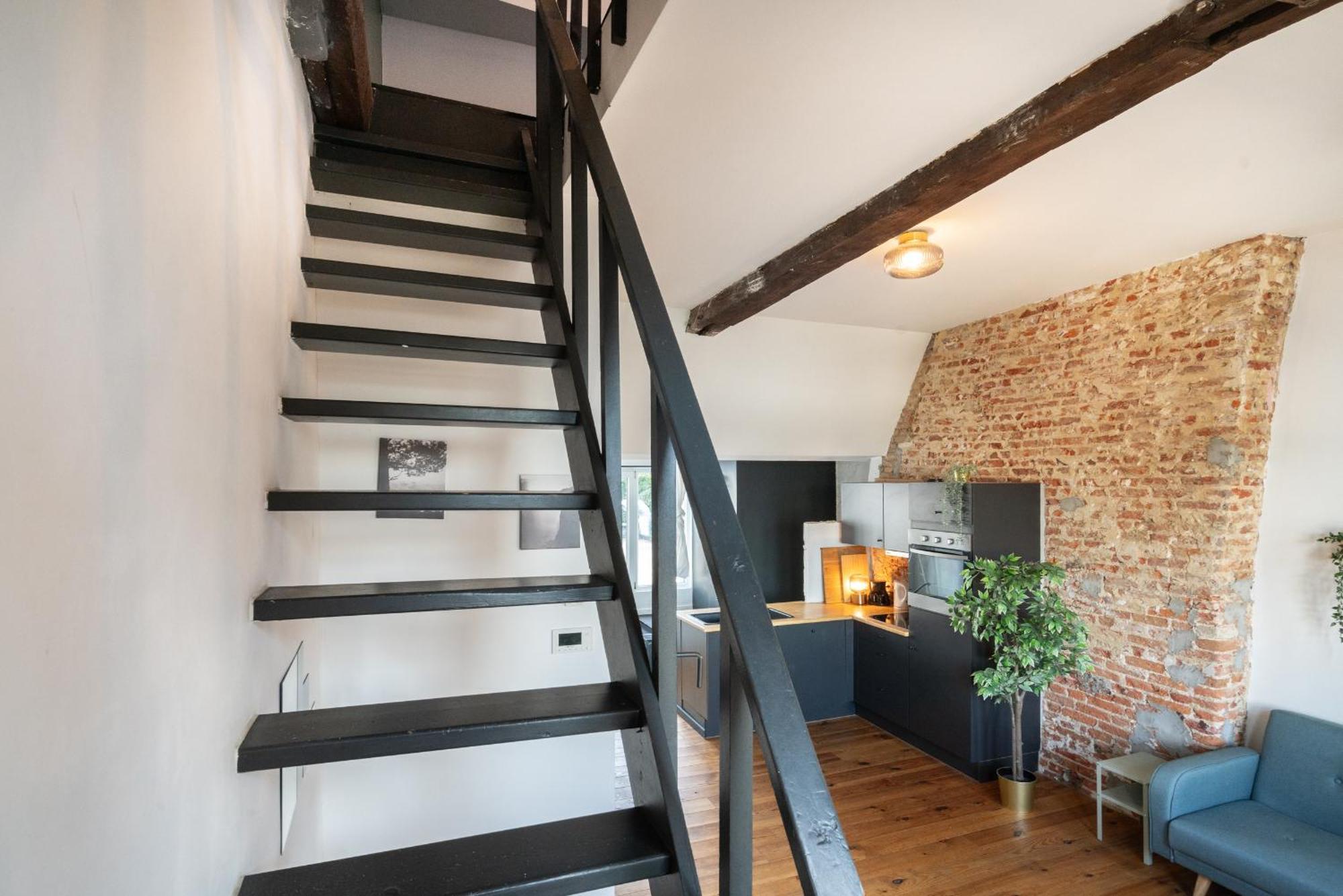 Charming Two-Bedroom River Side Apartment Антверпен Екстер'єр фото